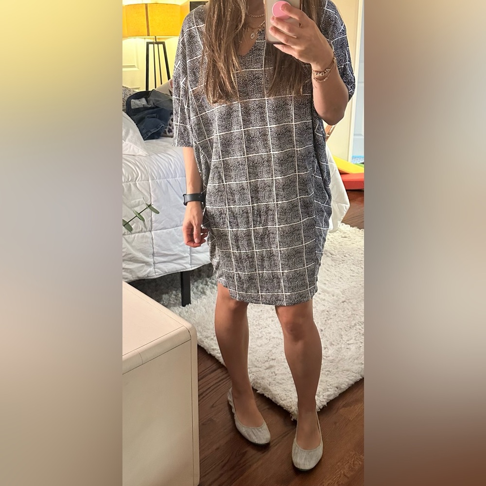 Elegant Black and White Checkered Dress